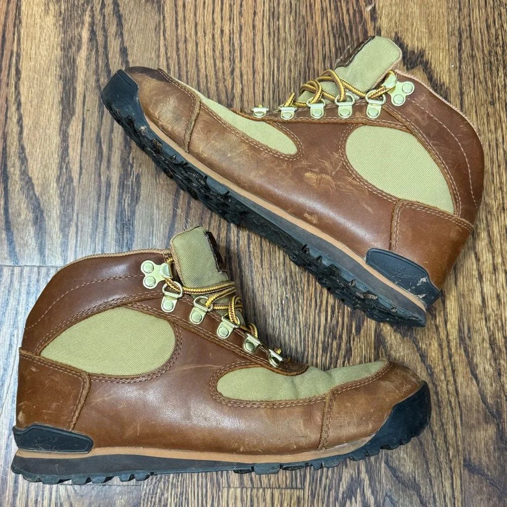 Danner Jag Brown Leather Hiking Boots Waterproof Womens Size 7.5